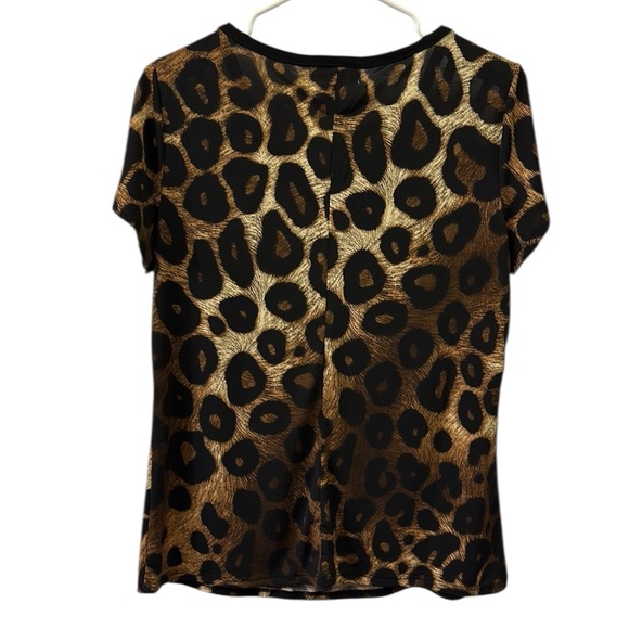 Diana Belle Leopard Animal Print Short Sleeve Accent Shoulder Blouse Top Medium - Picture 8 of 10